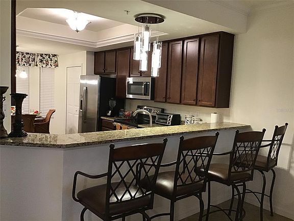 4th image of 5614 Palmer Cir #106