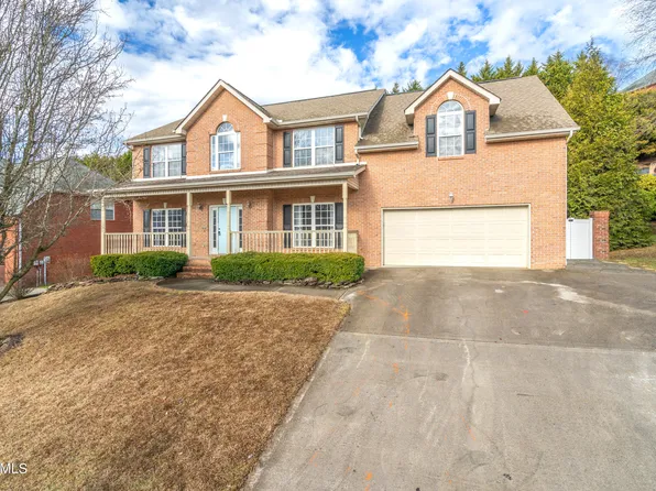 8341 Harbor Cove Dr, Knoxville, TN 37938