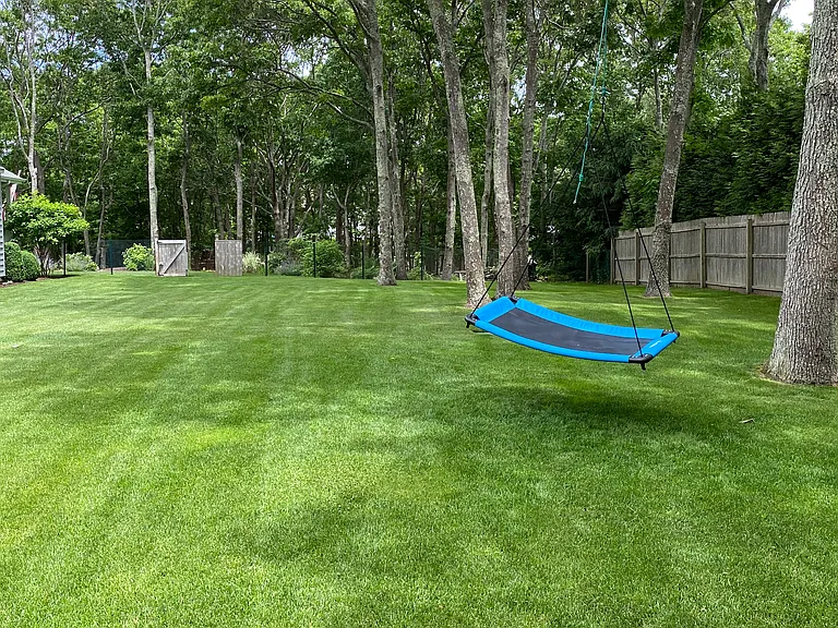 4 Rosemaries Ln — Photo 22