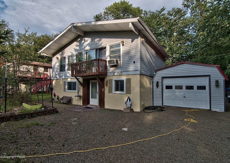 1st image of 1480 Waterfront Dr