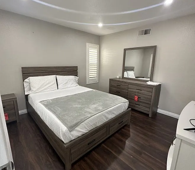10220 Keoki St #4 — Photo 3