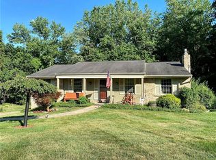 6019 Leprechaun Dr, Bethel Park, PA