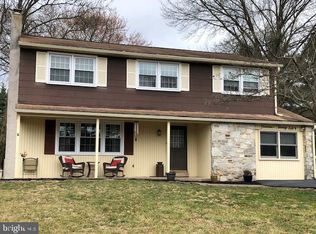 1428 Cathys Ln, North Wales, PA 19454