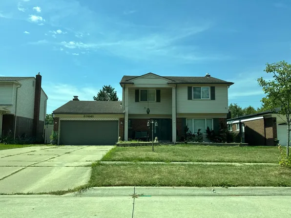 33661 Sebastian Lane Dr, Sterling Heights, MI 48312