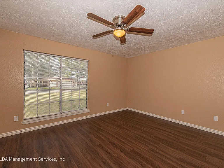 12834 Timothy Dr — Photo 13