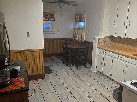 5th image of 1045 Chalker St