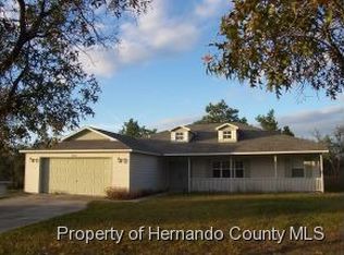 12421 Convent Garden Rd, Brooksville, FL 34613