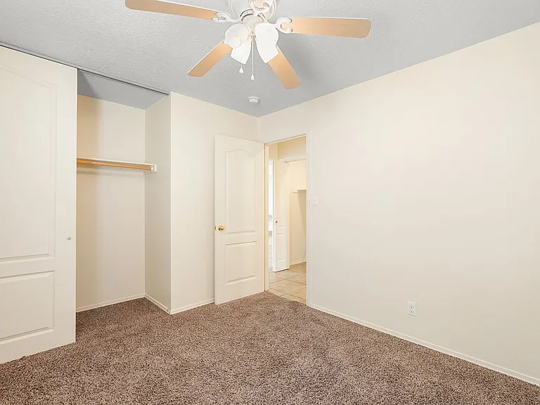 270 Littler Dr SE — Photo 16