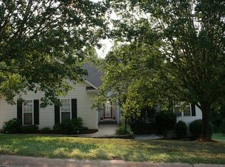 322 Sandra Ln, Woodruff, SC 29388