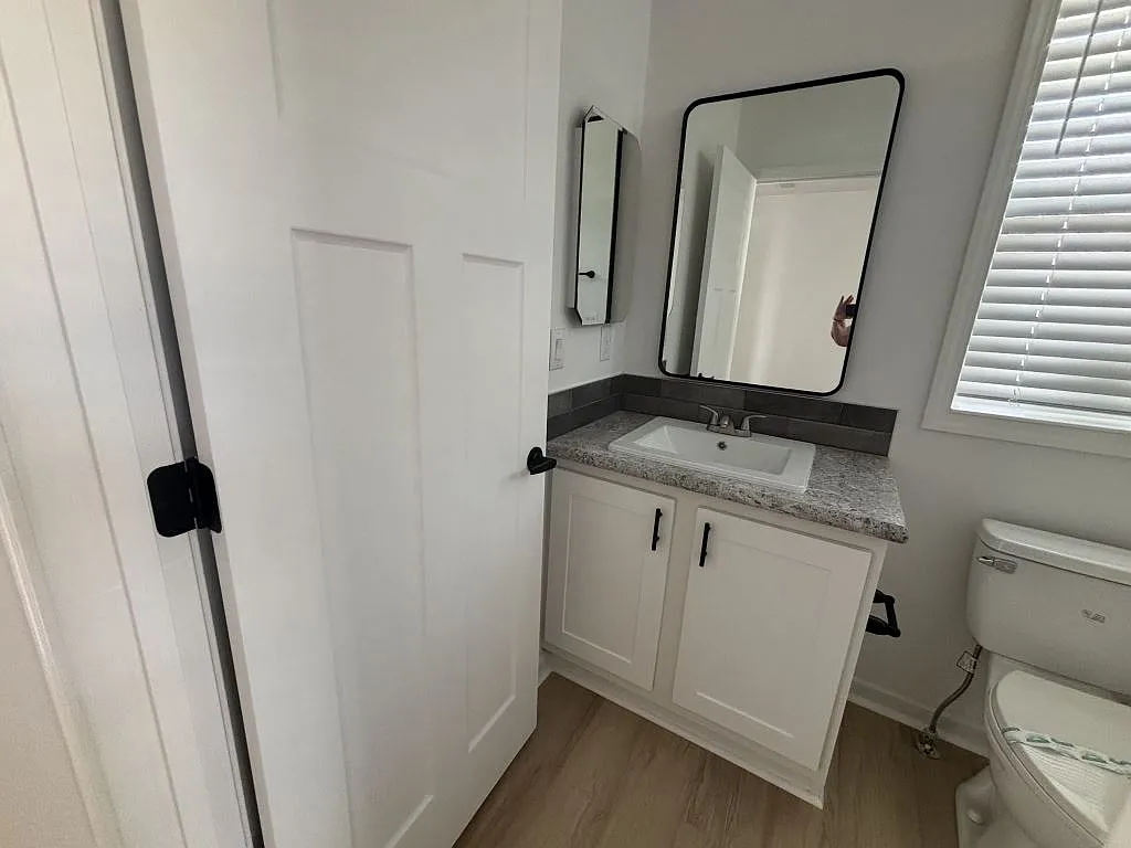 3 bed, 2.5 bath, 1460 sqft, $1,699 — Photo 4