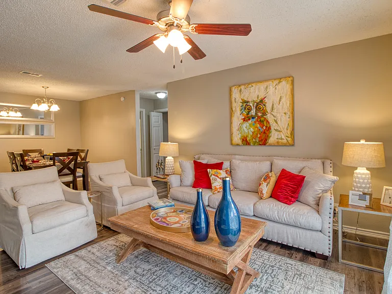 4000 HORIZON HILL APARTMENTS — Photo 11