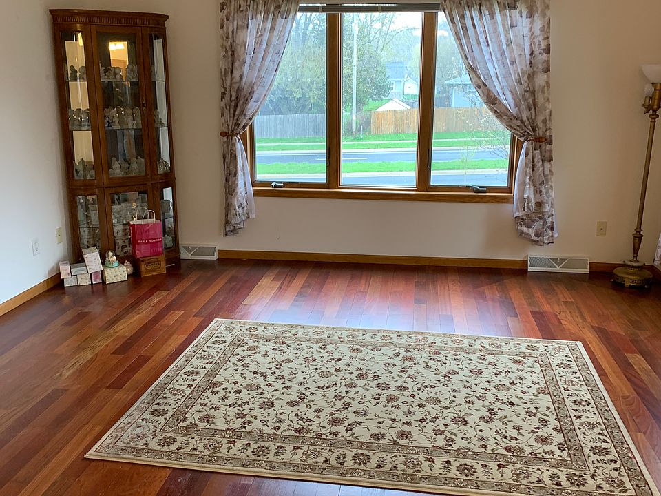 1st image of 5011 Black Walnut Dr