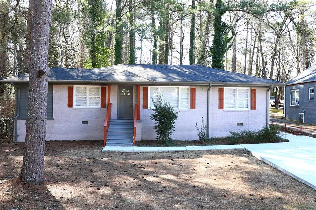 3 bed, 2.0 bath, 1230 sqft, $2,500 — Photo 1