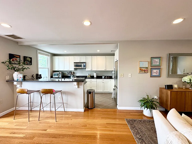 28 Monument St #2 — Photo 3