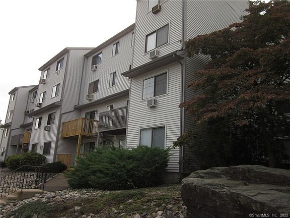 5th image of 330 Savin Avenue #18