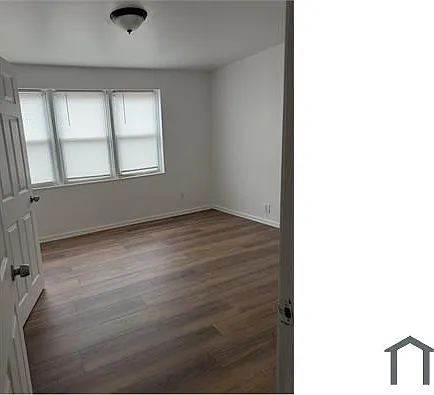 2614 S 72nd St — Photo 9