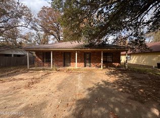 156 McCluer Rd, Jackson, MS 39212