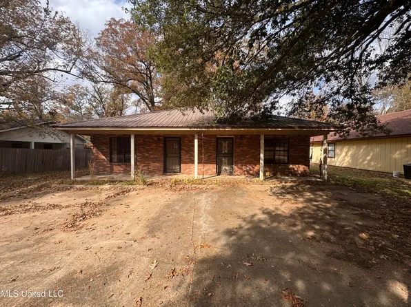 156 McCluer Rd, Jackson, MS 39212