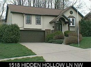 1518 Hidden Hollow Ln NW, Cedar Rapids, IA 52405