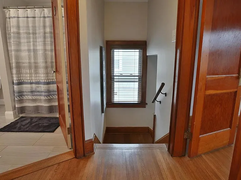 335 E Moler St — Photo 20