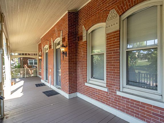 5th image of 2112 Kemper Ln