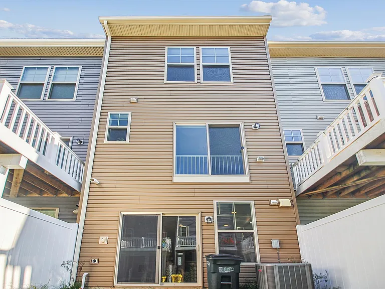 627 Quarterpath Way — Photo 18