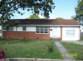 2308 Rose Ct, Burlington, NC 27217