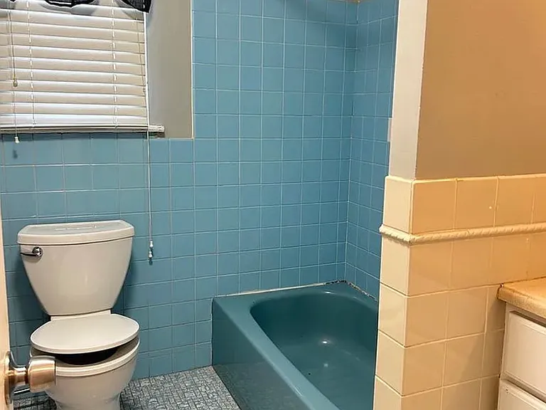506 Corinthian Ave — Photo 6