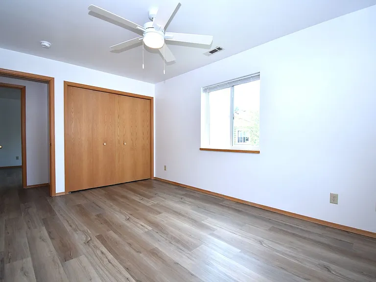 9 Michael Grove Ave — Photo 15