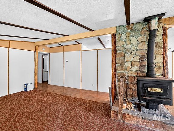 5th image of 175 Angus Ln