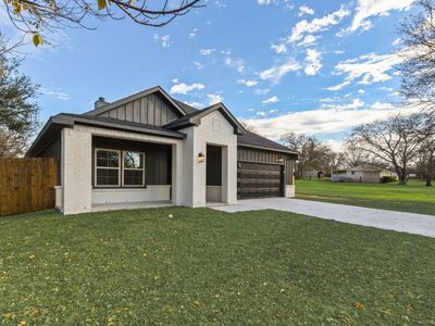 529 Berke St, Newark, TX, 76071