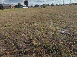 2106 NE 17th Ter, Cape Coral, FL 33909