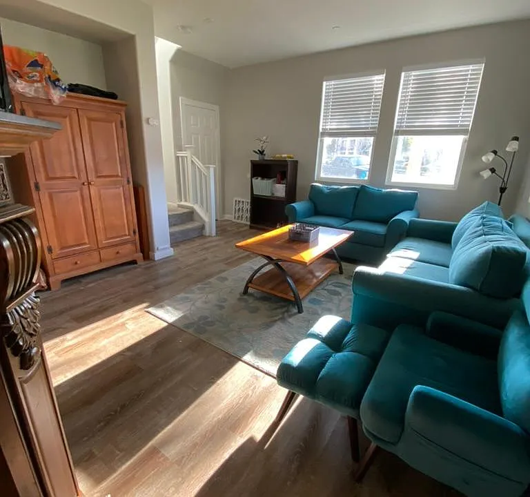 3000 Orleans Dr