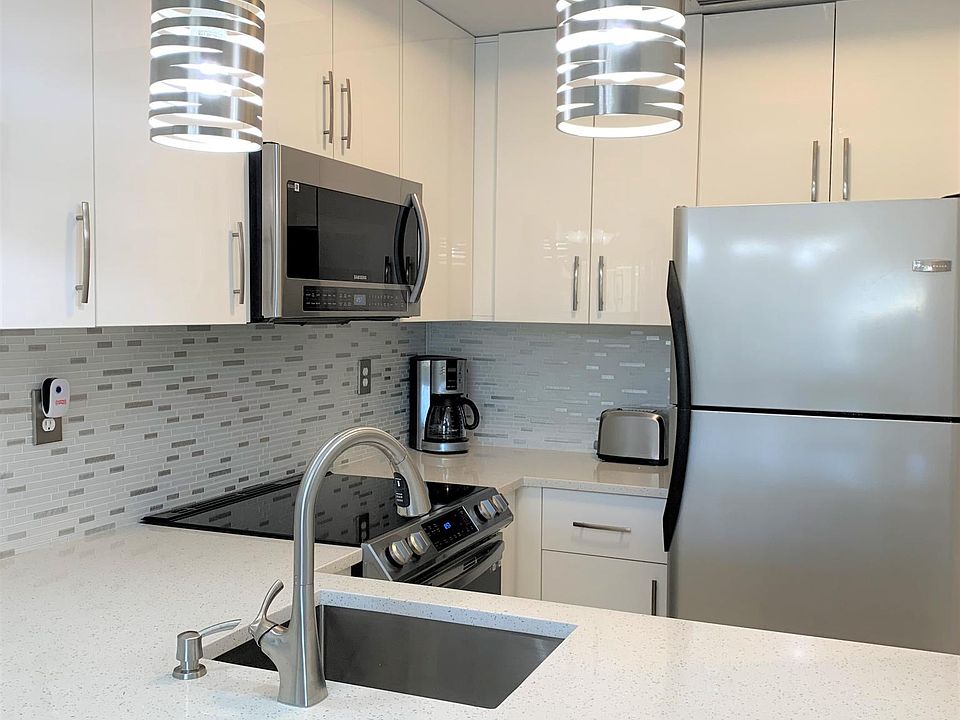 1st image of 3326 Olympic Dr APT 425