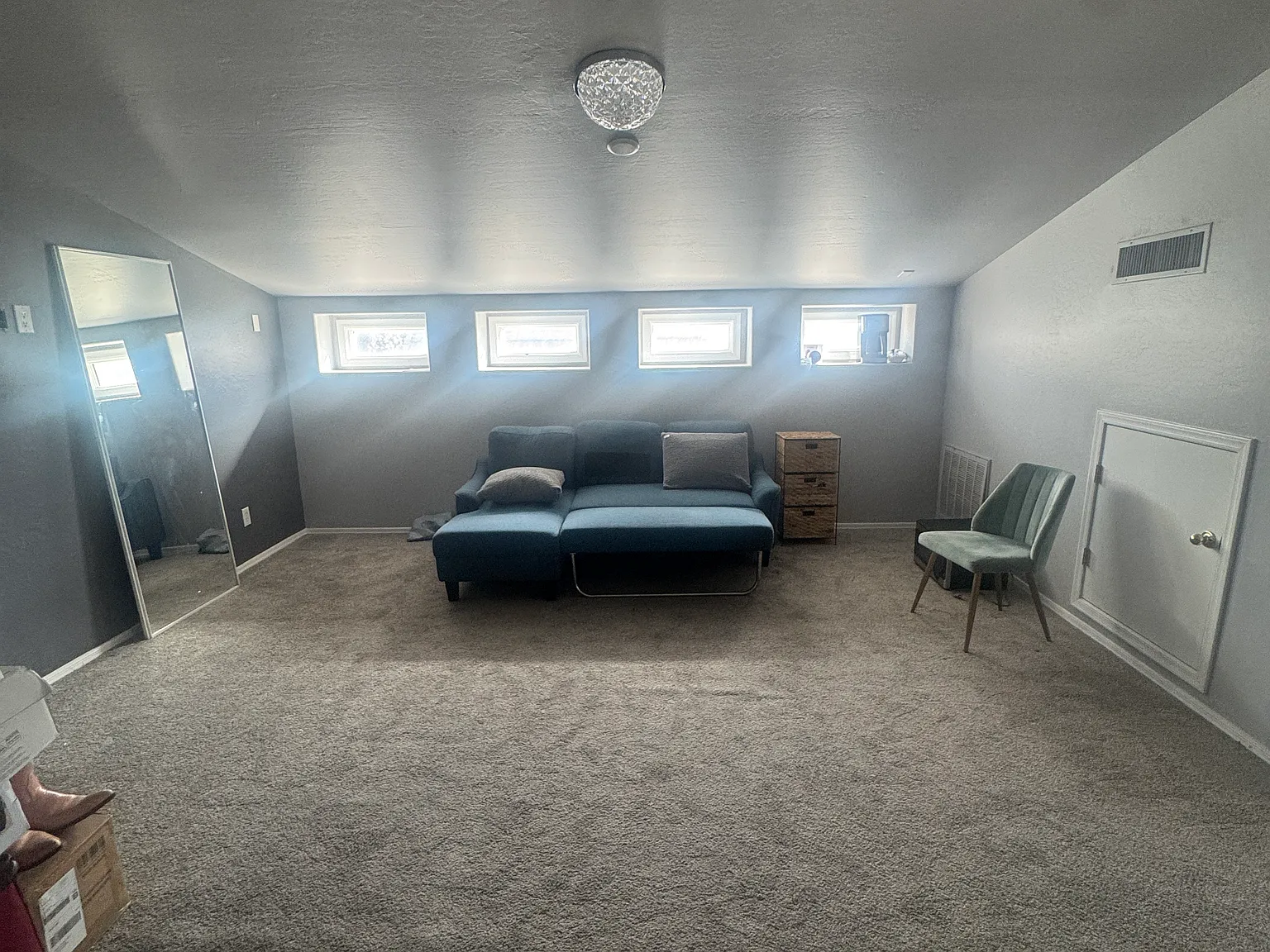3 bed, 1463 sqft, $750 — Photo 1