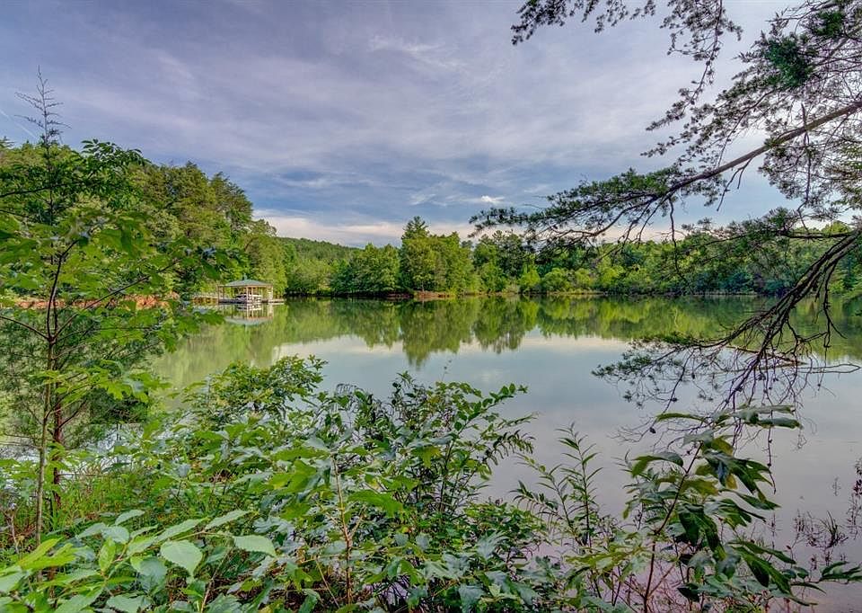 1st image of 142 Island Water Dr