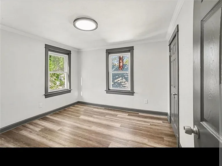 5243 Lyon Ave — Photo 17