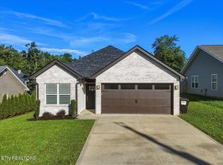 7727 Bell Stanley Rd, Powell, TN 37849