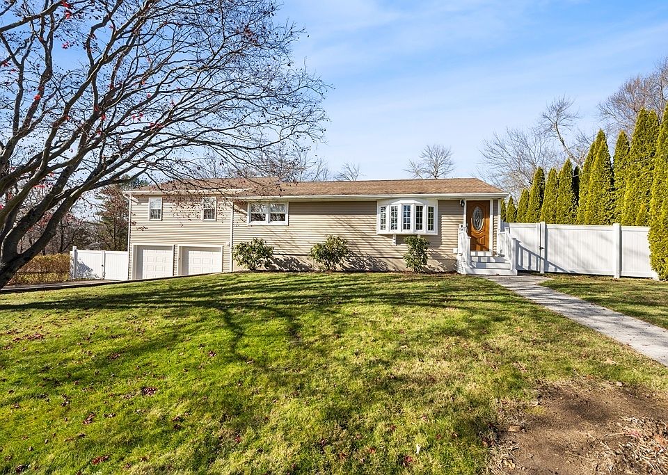 1st image of 79 Kingswood Lane