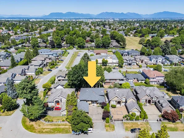 8131 Pigott Rd, Richmond, BC V7A 2C3