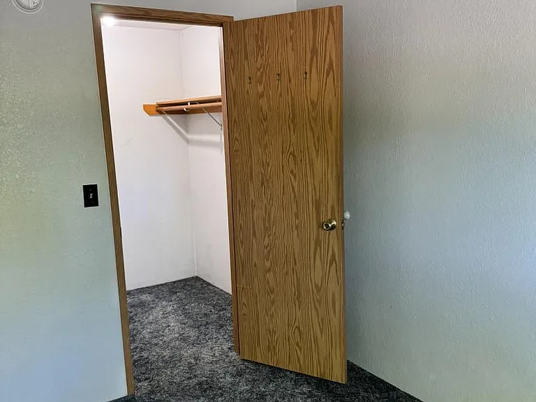 Unit Photo