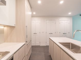 488 W 58th Ave #409, Vancouver, BC V5X1V5