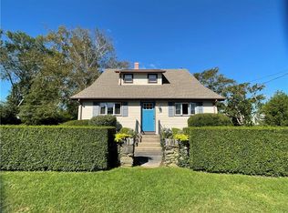 34 Howland Ave, Jamestown, RI 02835
