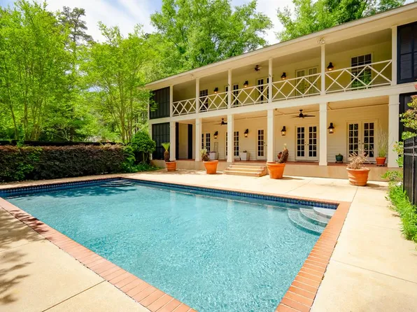2706 Chaparral Dr, Nacogdoches, TX 75965