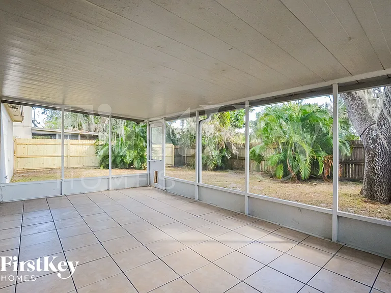 3414 Cove Ct W — Photo 15