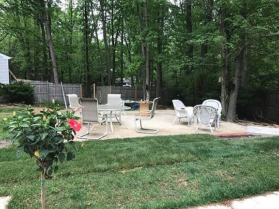 2nd image of 112 Holly Dr