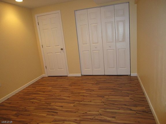 2nd image of 30 Gallop Ln #30