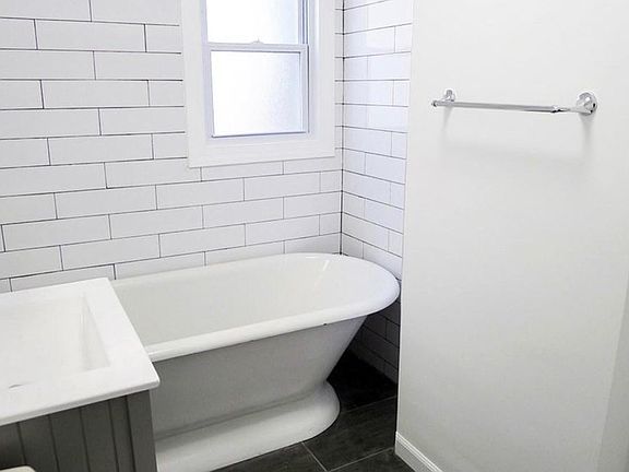 4th image of 143 Nelson Ave