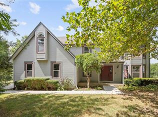 11840 S Woodland Rd, Olathe, KS 66061
