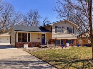 2911 54th St, Des Moines, IA 50310